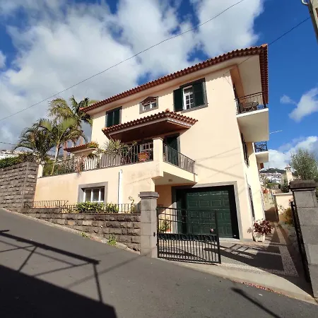 Telo * Funchal (Madeira)